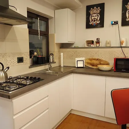 Al Cortile Apartment Santa Maria di Licodia