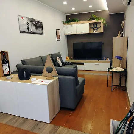 Al Cortile Apartment Santa Maria di Licodia
